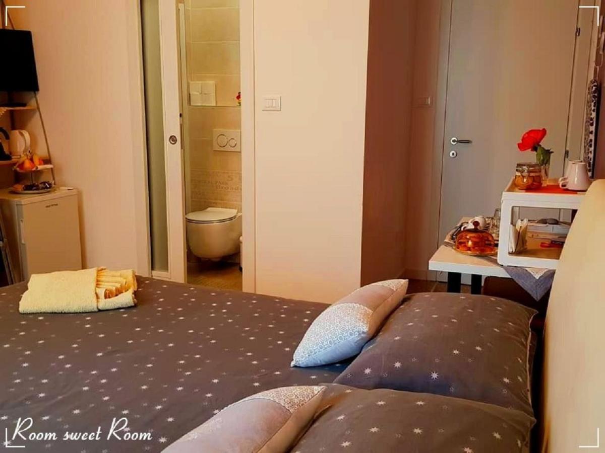 Room Sweet Room Bologna Exterior photo